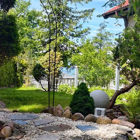 Duzy Nad Jeziorem - 64 Hébergement de vacances Kretowiny